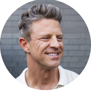 Episode 743: Turn Your Email List Into Your Most Powerful Blogging Tool With Matt Molen