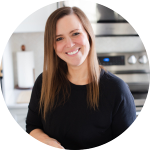 Episode 799: Can’t Do It All Yourself Anymore? Here’s How to Start Building a Team With Erin Jensen